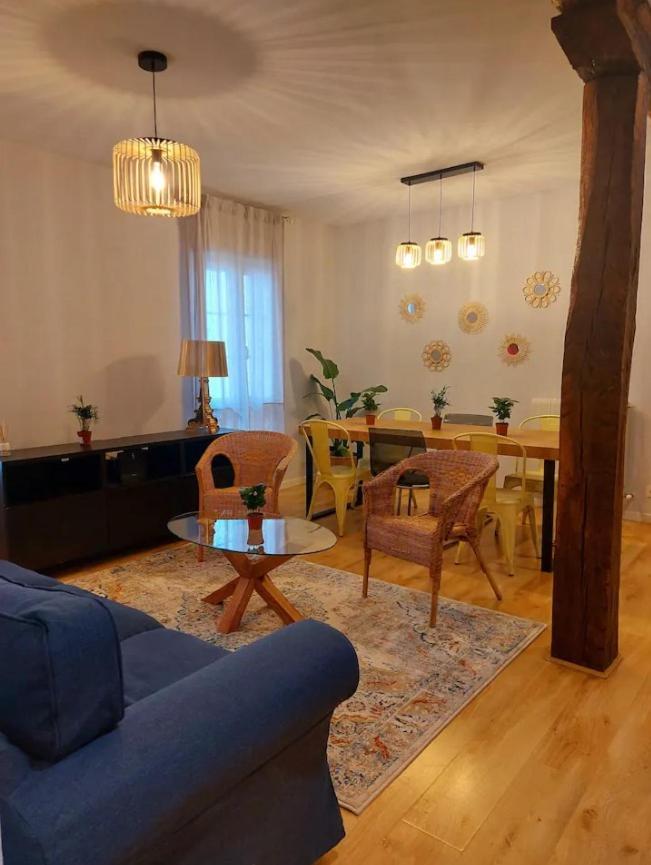 Homestay En Con Zonas Comunes Compartida Hn *